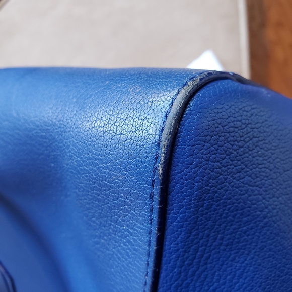 GIVENCHY Blue Antigona Bag - Picture 4 of 9